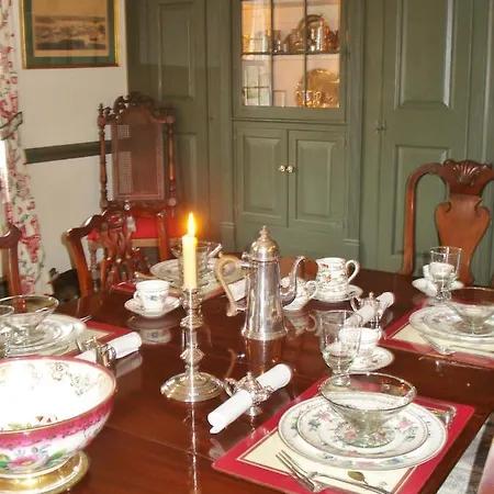 Newport House Bed & Breakfast-2