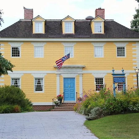 Newport House Bed & Breakfast-3